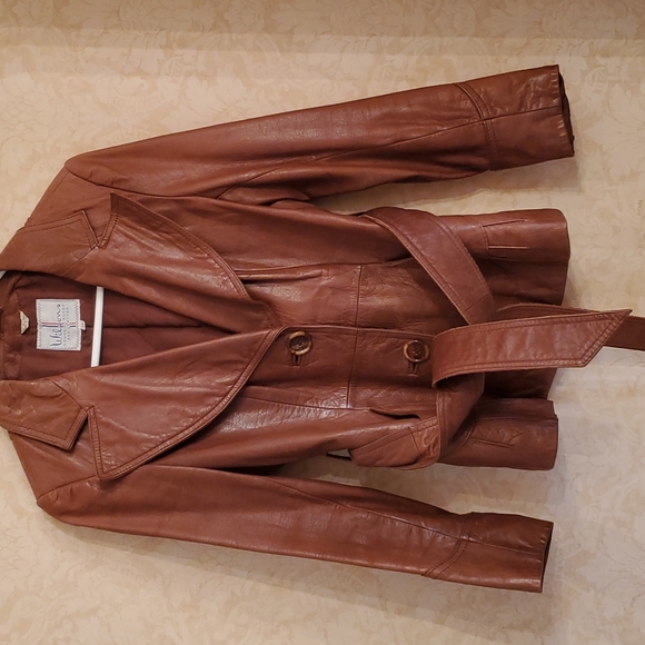 Coat - Picture 1 of 4